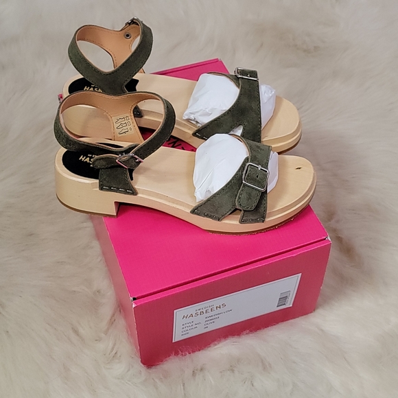 Swedish Hasbeens Shoes - NWB FP Swedish Hasbeens Low Sandal Olive Size 38